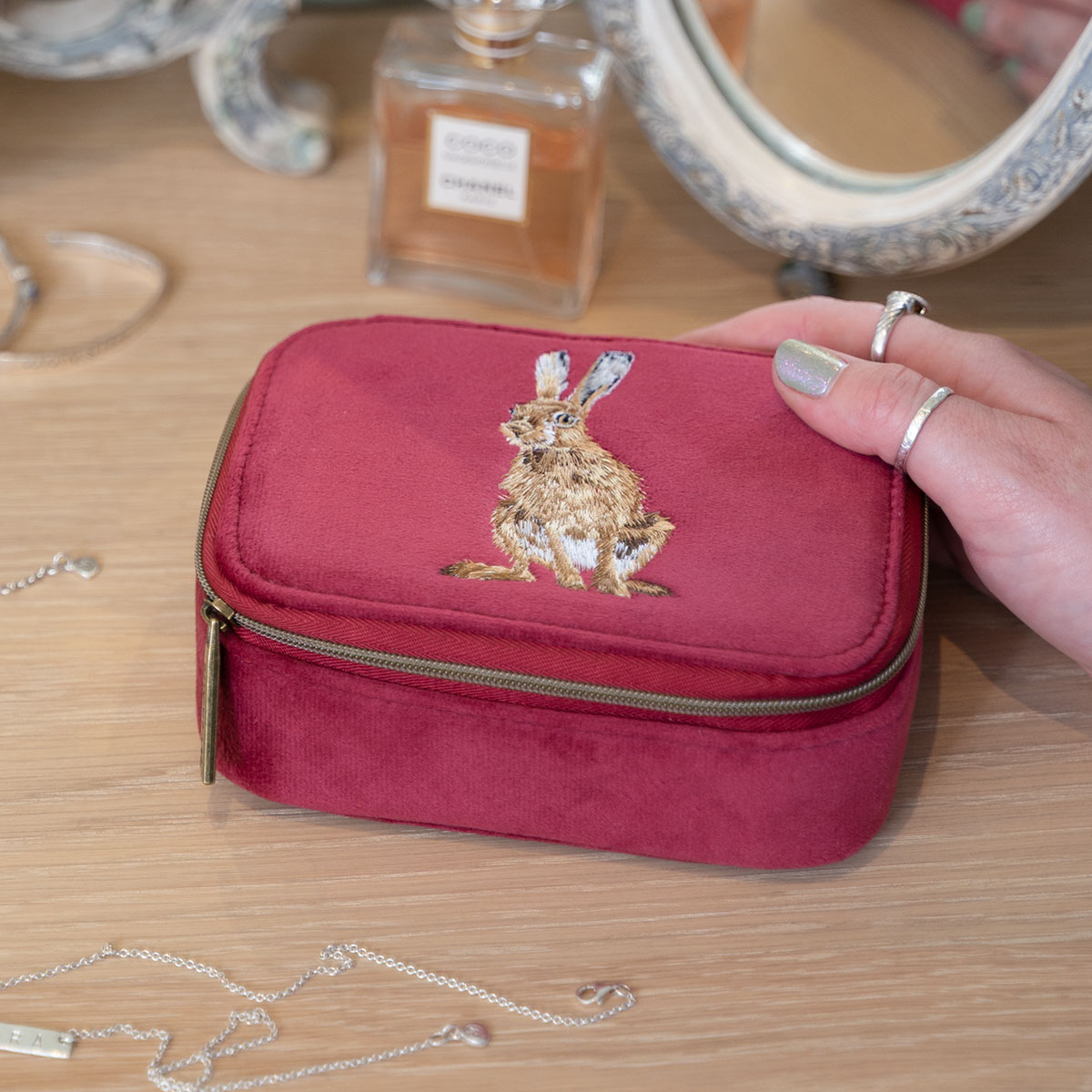 Wrendale embroidered Accessory Case "Golden Hour" - haas
