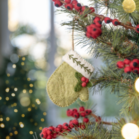 Vilten hanger - wantje Holly Berry - lichtgroen