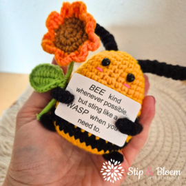 XL Geluksknuffeltje Positive Bee - hommel met bloem