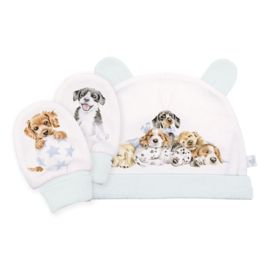 Wrendale Hat & Mitten gift set "Little Paws"