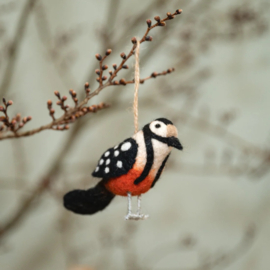 Vilten hanger - bonte specht