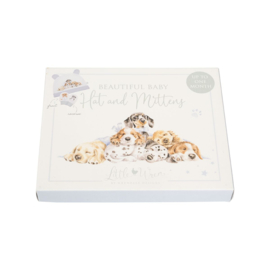 Wrendale Hat & Mitten gift set "Little Paws"