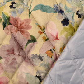 Stepped - Quilted - Classic Flowers   - Double Sided -  Soft Yellow