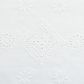 Broderie - White 916011