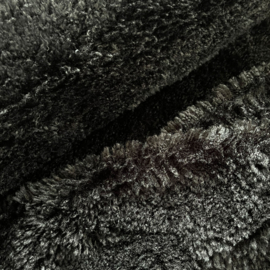 Fake Fur  - Medium Long Hair  - Black