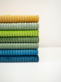 Swafing - Wanja - Brede ribcord - Bekledingstof . Upholstery   - Spring Green 263
