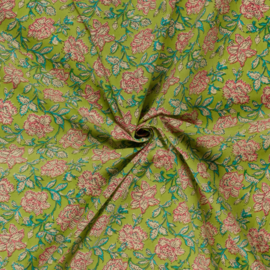 katoen Print - Voile - Batik  - Pink Flowers   - Lime  Green