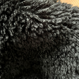 Fake Fur  - Medium Long Hair  - Black