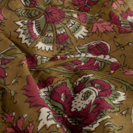 katoen Print - Voile - Batik  - Dark Red Flowers   - Moss  Green
