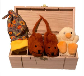 Babybox L slofjes, knuffel en mutsje