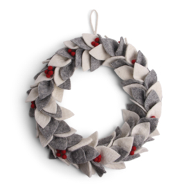 Kerstkrans G&S vilt grijs-wit met rode besjes