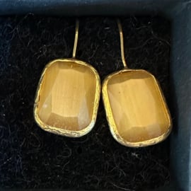 Oorbellen van Happy Lona verguld geel