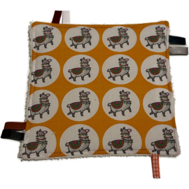 Knisperdoekje lama oranje