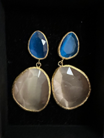 Happy Lona oorbellen verguld met 2 stenen azuurblauw-grijsbruin