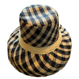 Zonnehoed met brede rand geruit zwart