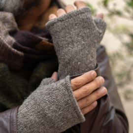 Handwarmers Sjaal met Verhaal Cosy taupe