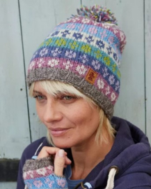 Muts Pachamama met pompom Bloomsbury