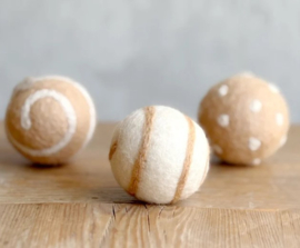 Kattenspeeltje vilten bal creme