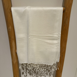 Voorjaarssjaal effen viscose wolwit