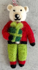 Kersthanger BY ijsbeer met cadeautje