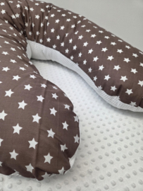 Voedingskussenhoes "Bruin met sterren en witte wafel"