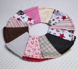 Actie: "Mini kussen met hoes naar keuze"