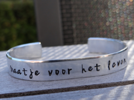 Slagletter armband