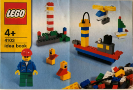 Fun with Bricks (4293364) - with Minifigure
