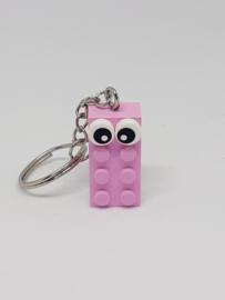 Pink Brick 2x4 sleutelhanger met open ogen