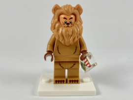 Cowardly Lion, The LEGO Movie 2 (Complete Set with Stand and Accessories)