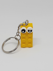 Yellow Brick 2x4 sleutelhanger met stoer gezicht
