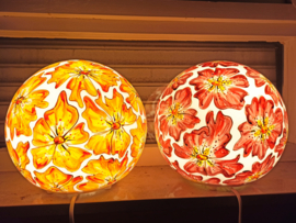 Grote Bollamp 42 Rode bloemen