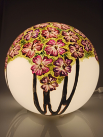 Lamp 96 paarse bloemen