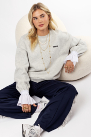 My jewellery Lichtgrijze sweater met popeline manchetten
