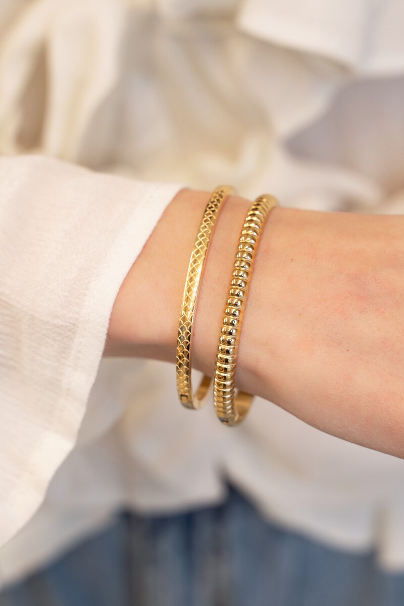 My Jewellery Bold rechthoekige bangle met ribbels goud