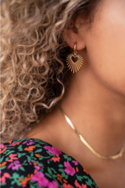 My Jewellery oorbellen | Oorringen met hart zonnestraal goud