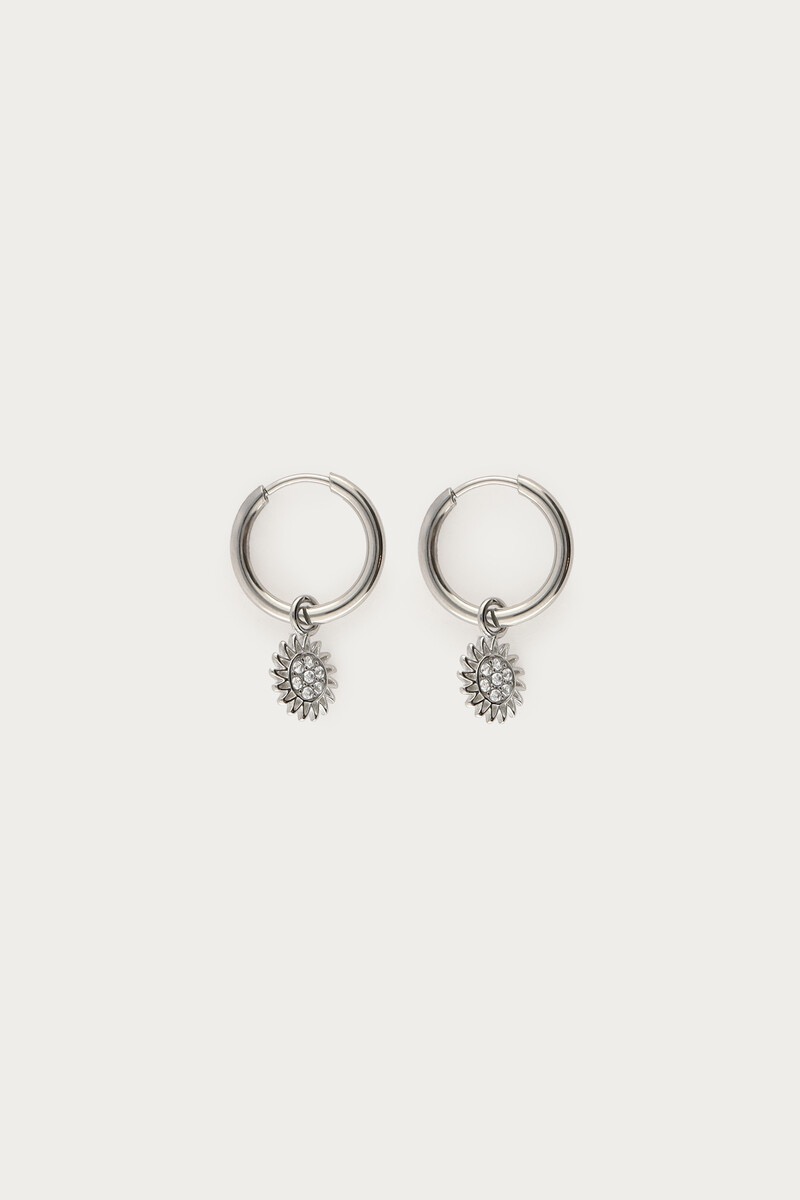 My jewellery Nomads minimalistische oorringen met zonnetje zilver