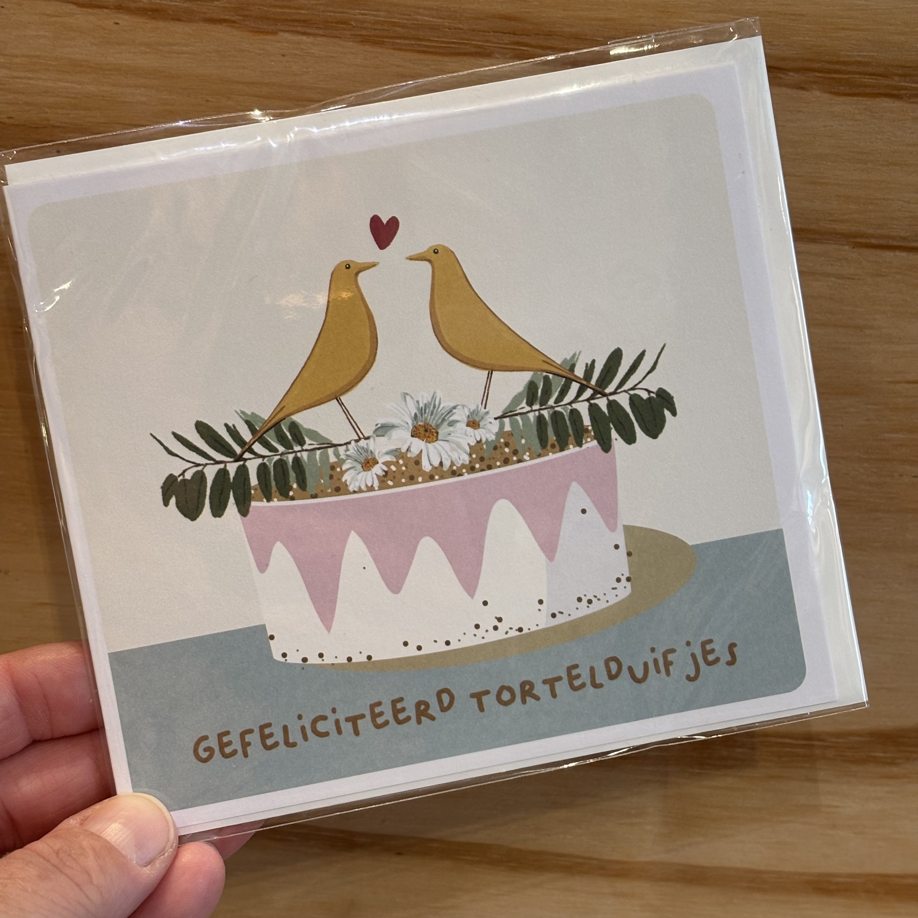 Pippa wenskaart gefeliciteerd tortelduifjes