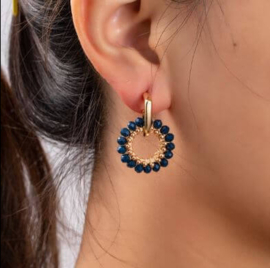 Go Dutch Label oorbellen | small beads circle goud dark blue