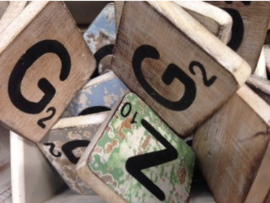 cottoncounts houten letter | Scrabble letter g