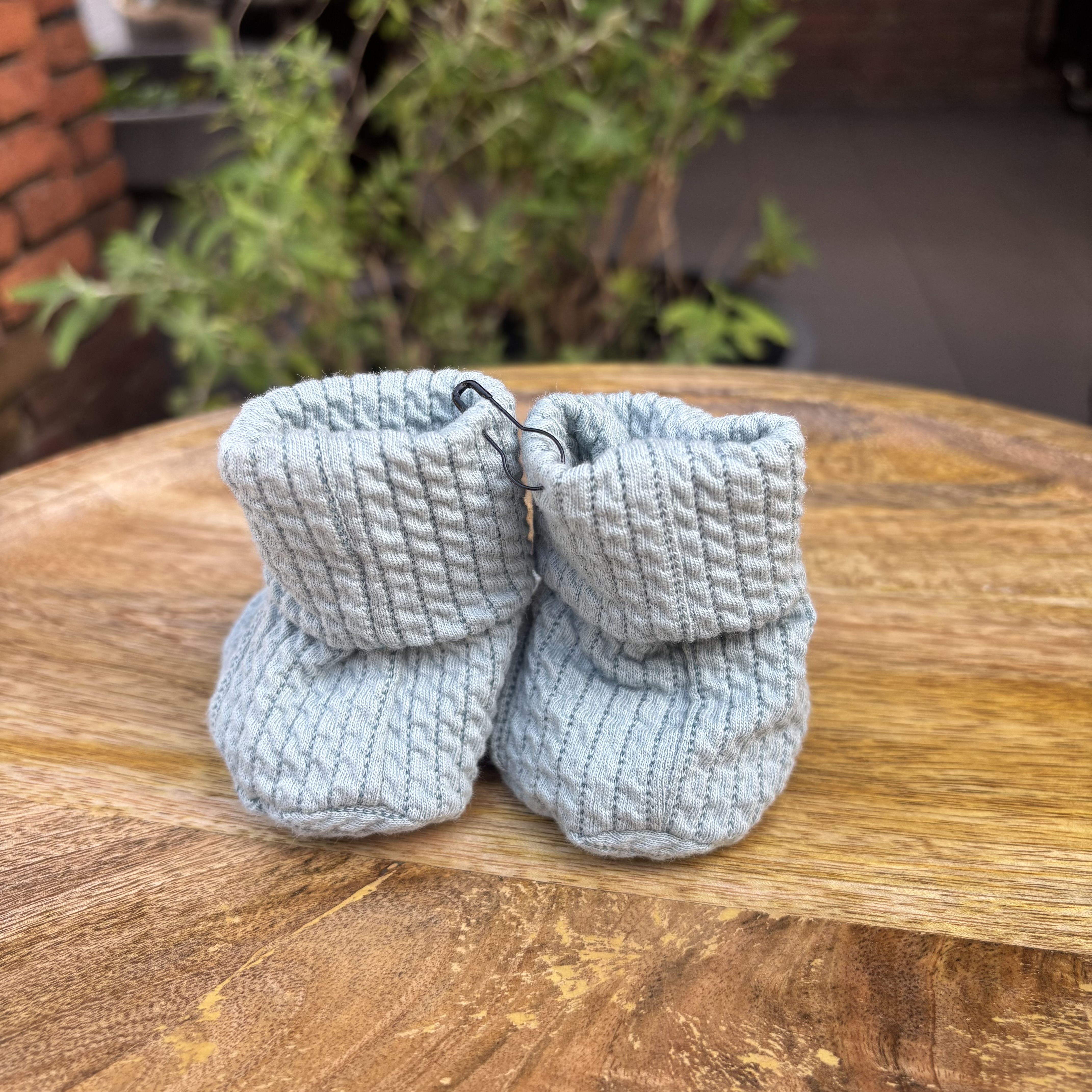 Petite Jenni mousseline slofjes babyblauw