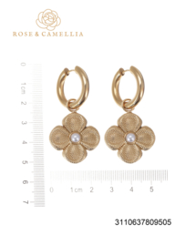 rose en camellia oorbellen hoops met bloemen