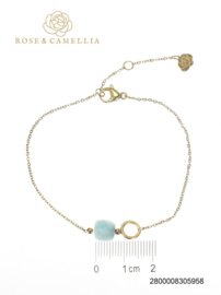 rose en camellia armband cirkel licht blauwe steen