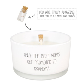 My Flame flessenpost kaars - only the best moms get promoted to grandma - fresh cotton