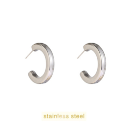 Go Dutch Label oorbellen Shiny Square Hollow Hoop zilver