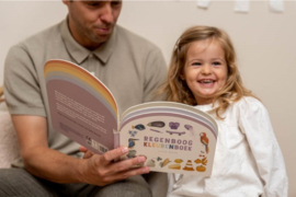 Boek Little Dutch boek regenboog kleurenboek | karton