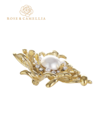 rose en camellia broche