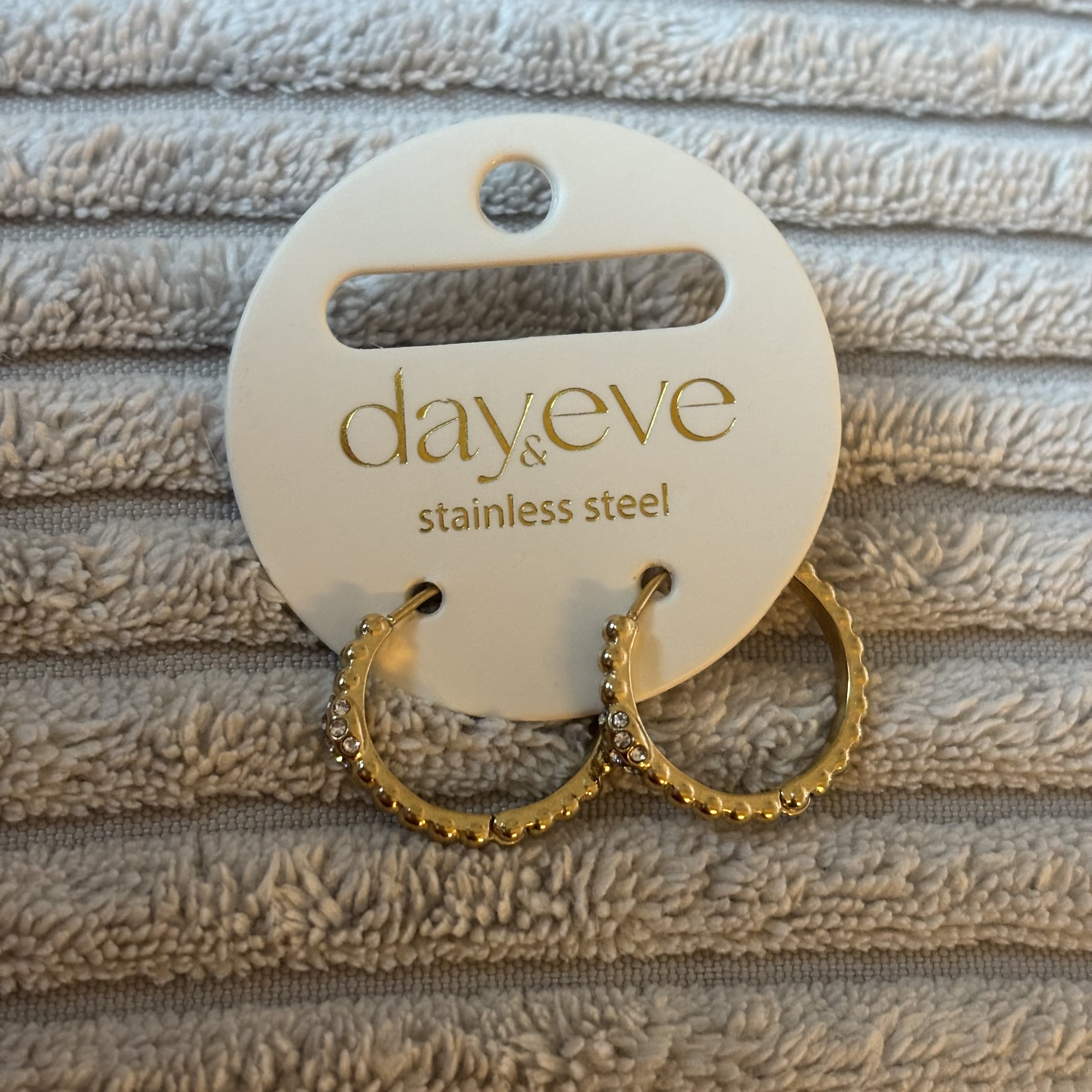Go Dutch Label  oorbel bolletjes en strass