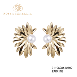 rose en camellia oorbellen grote vleugels met parels