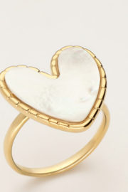 My jewellery Statement ring met parelmoer hartje